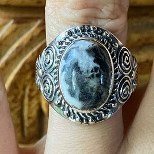 Natural White Buffalo Sterling Silver Ring Size 7